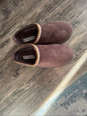 Olivia & Kate Women's Brown Suede Slip-On Cozy Shoes